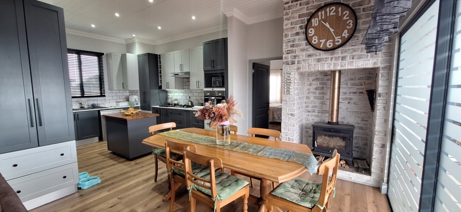 3 Bedroom Property for Sale in Albertinia Western Cape